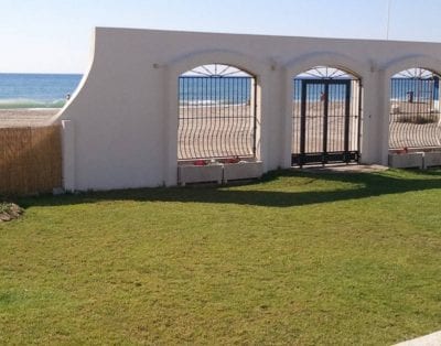 Marina – First line nudist beach front