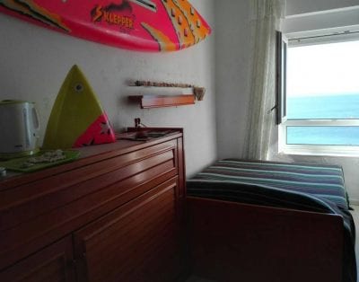 Room with a view to the beach