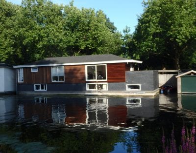 Guestroom on naturist houseboat