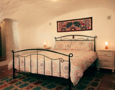 Cueva Romana Gina’s Cave with En suite