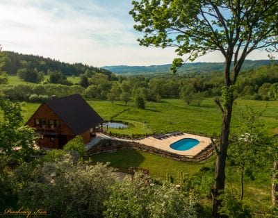 Sandy Horse (Piaskowy Koń) – comfortable mountain cottage with heated pool, hot-tub and sauna