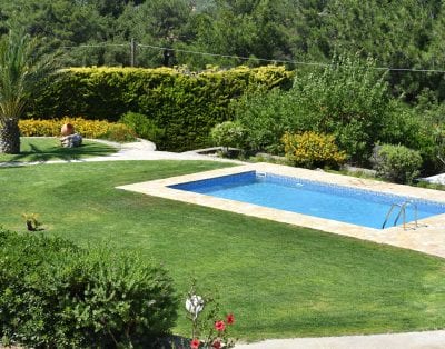 4-bedroom Villa with private pool, quiet location with big garden, 5mins from beach and village centre by car