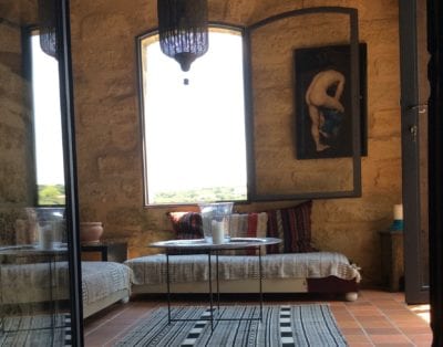 Naturist room for men