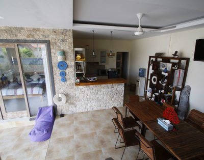 Villa with pool, Kitchen, terrace and garden