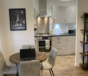 Cosy apartment in Milton Keynes