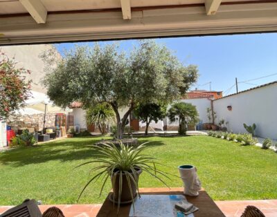 Villa con giardino a Cabras Sardegna