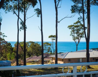 Tura Beach NSW Deluxe Suite with Access to Sundeck.