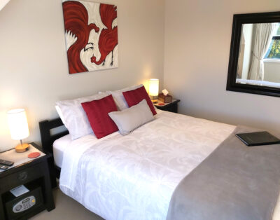 STANDARD ROOM 2 – Guysers (for men)
