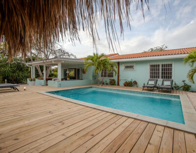 Tropical paradise with private pool and palapa